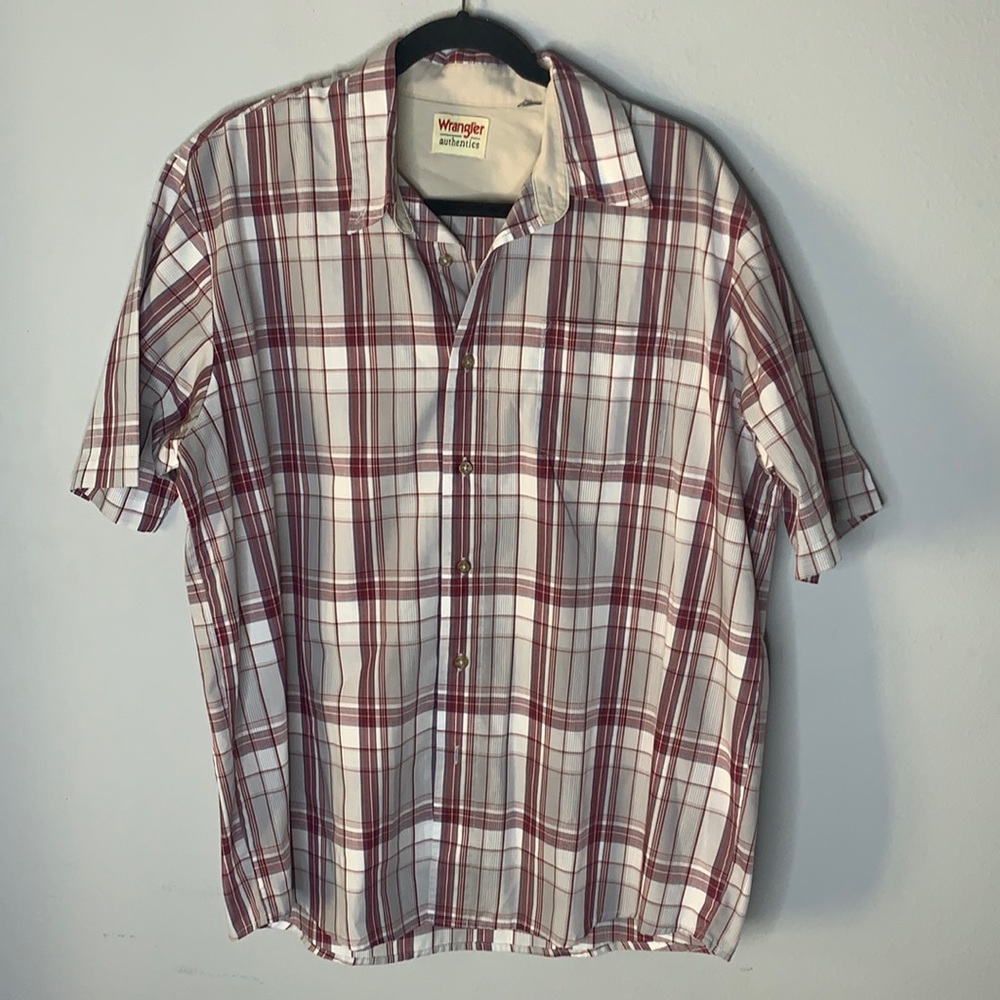 Wrangler red gray plaid shirt L